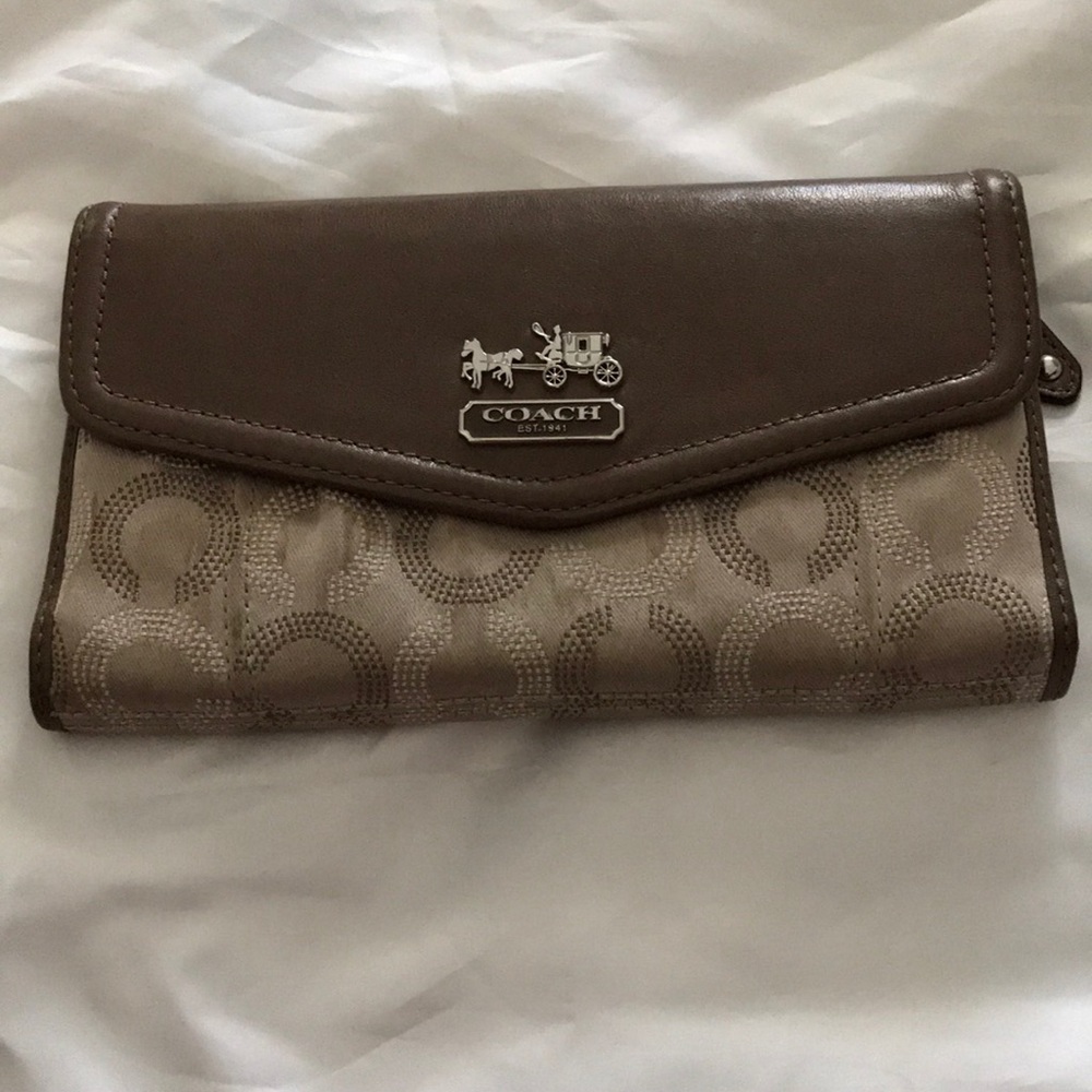 Coach wallet